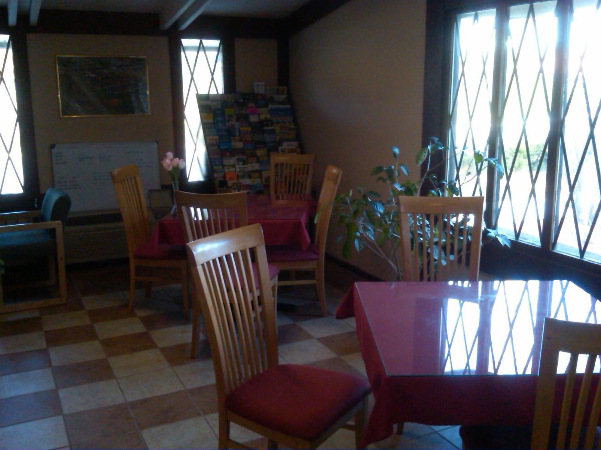 Knights Inn - Battle Creek Esterno foto
