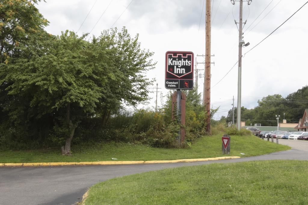 Knights Inn - Battle Creek Esterno foto