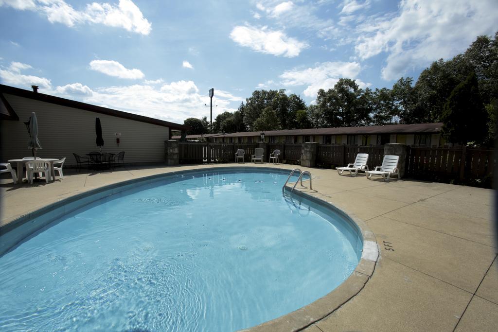 Knights Inn - Battle Creek Esterno foto