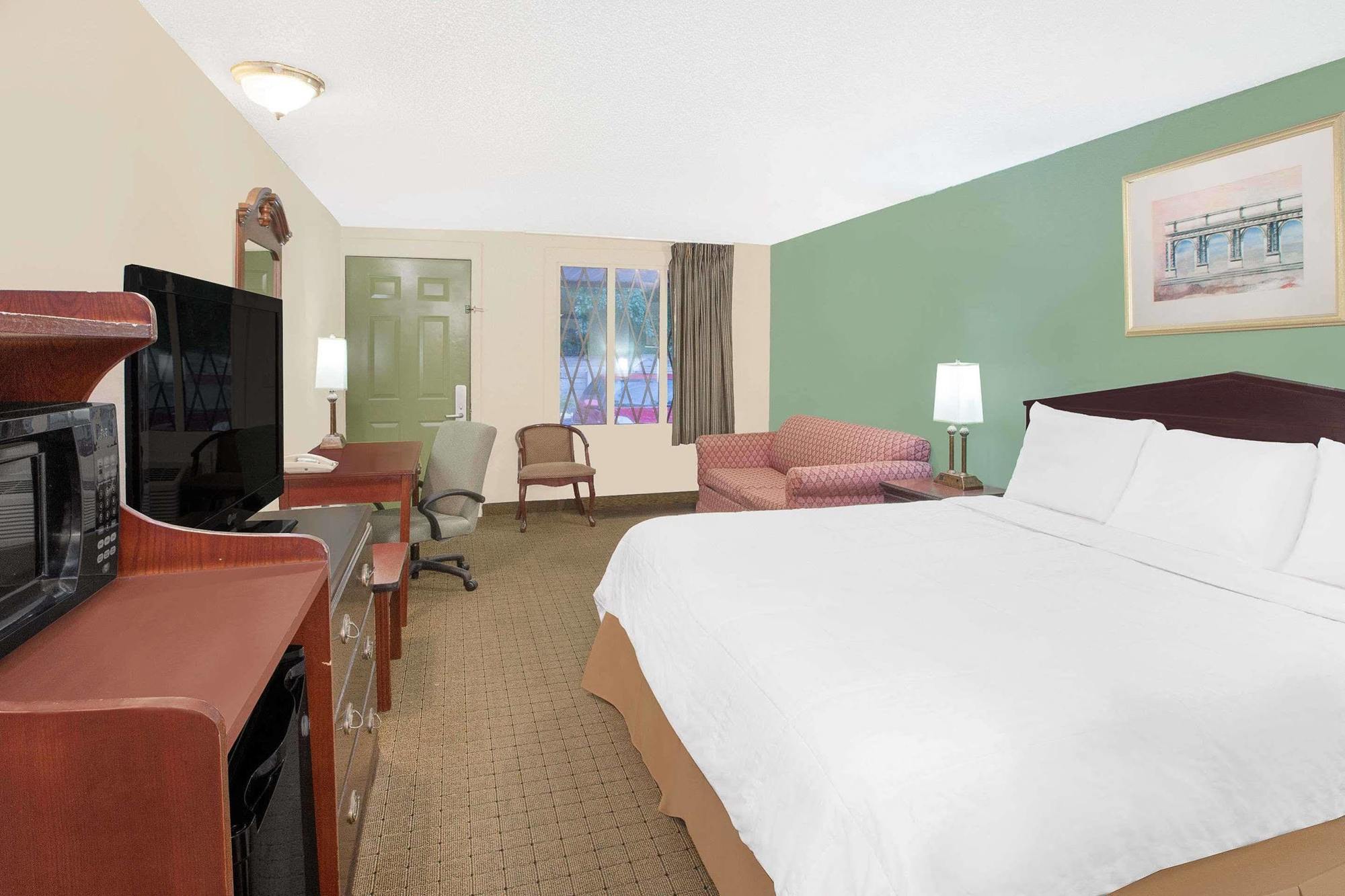 Knights Inn - Battle Creek Esterno foto
