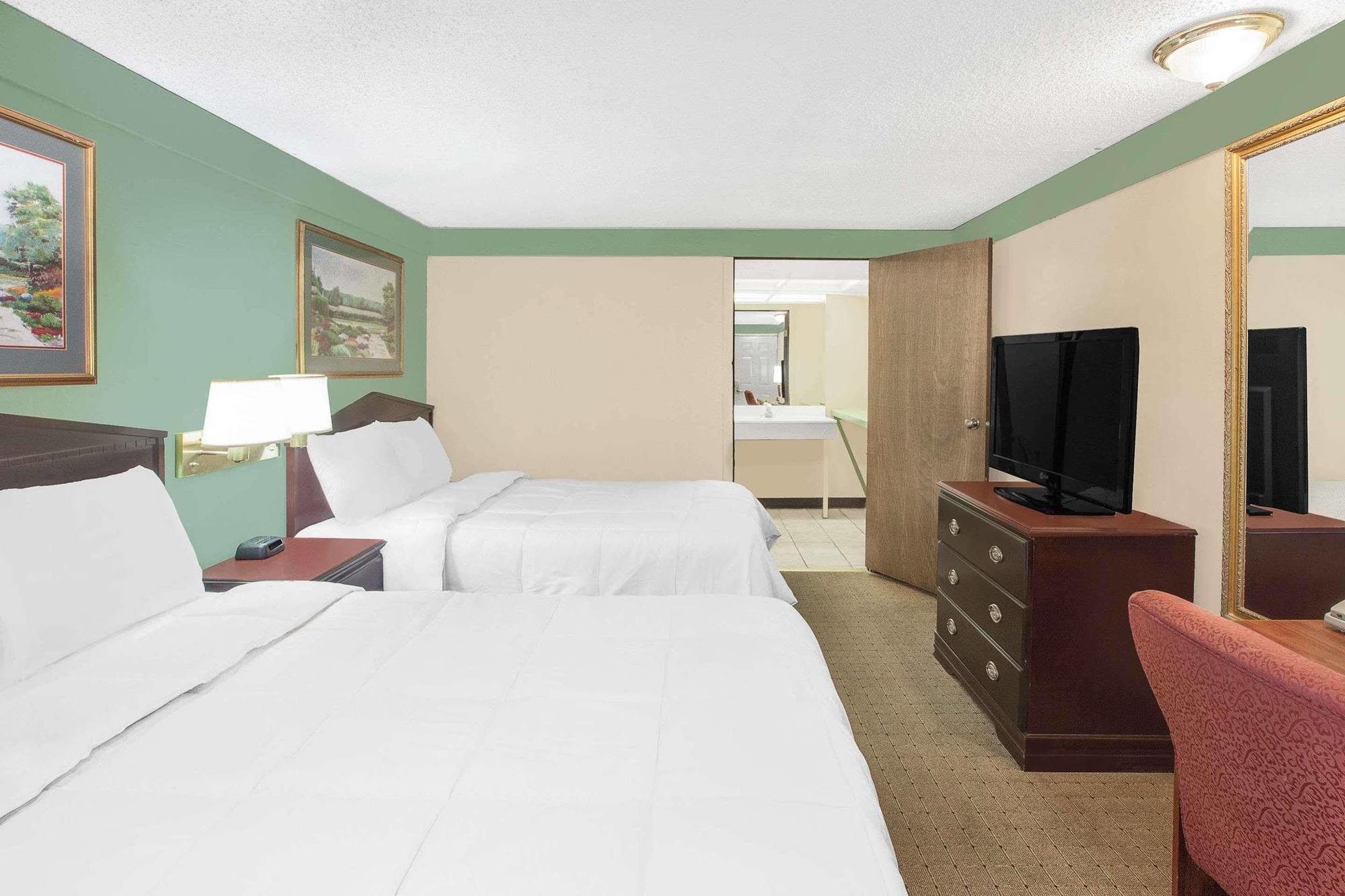 Knights Inn - Battle Creek Esterno foto