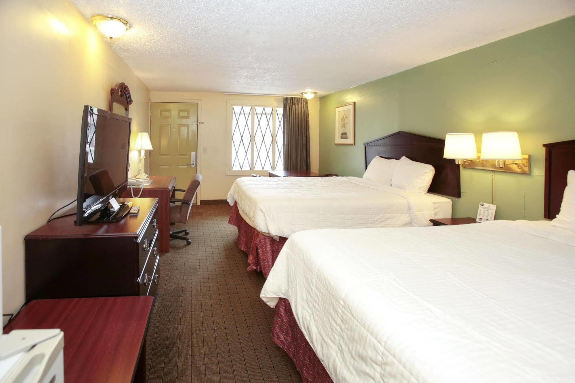 Knights Inn - Battle Creek Esterno foto