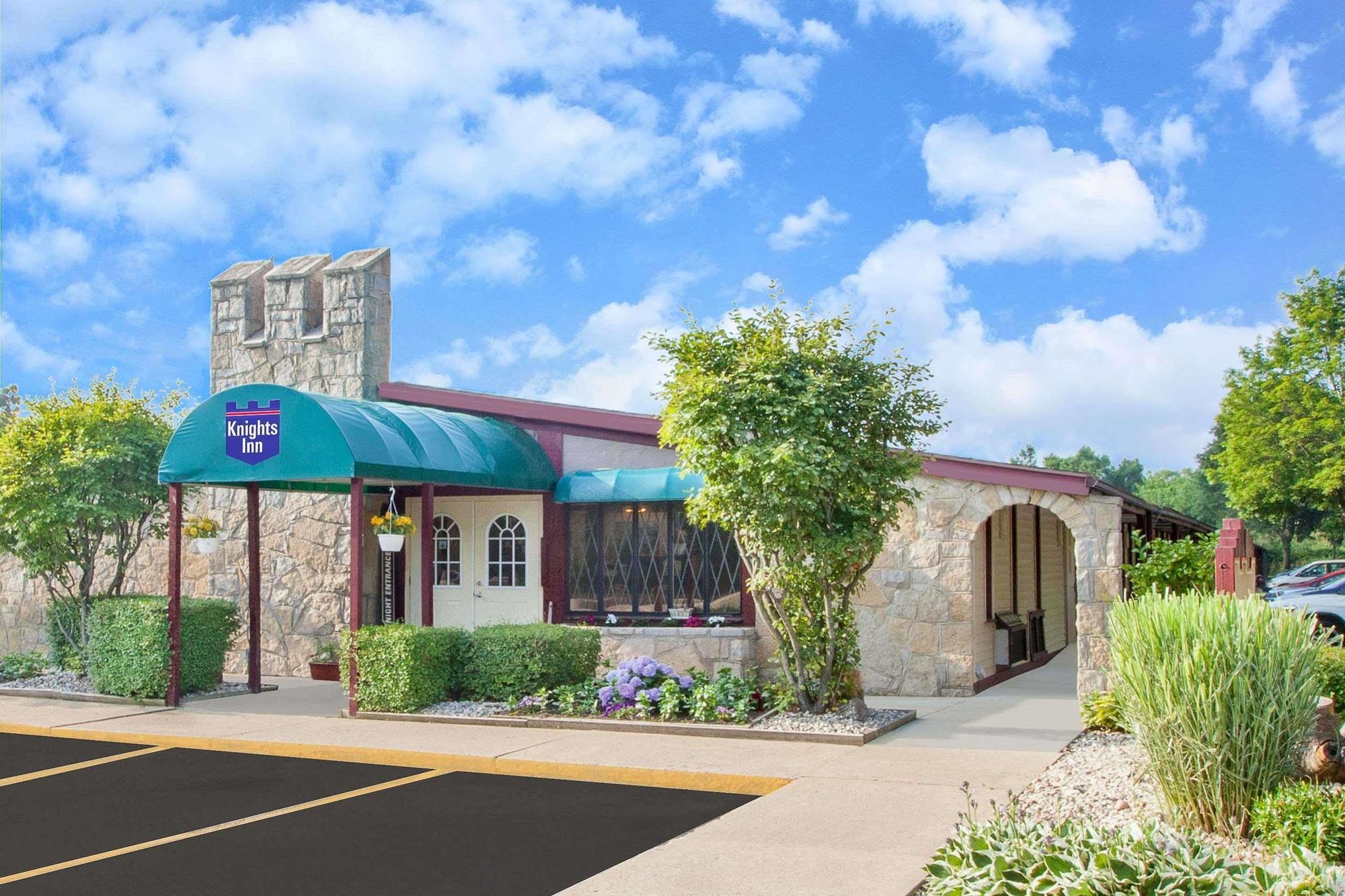 Knights Inn - Battle Creek Esterno foto